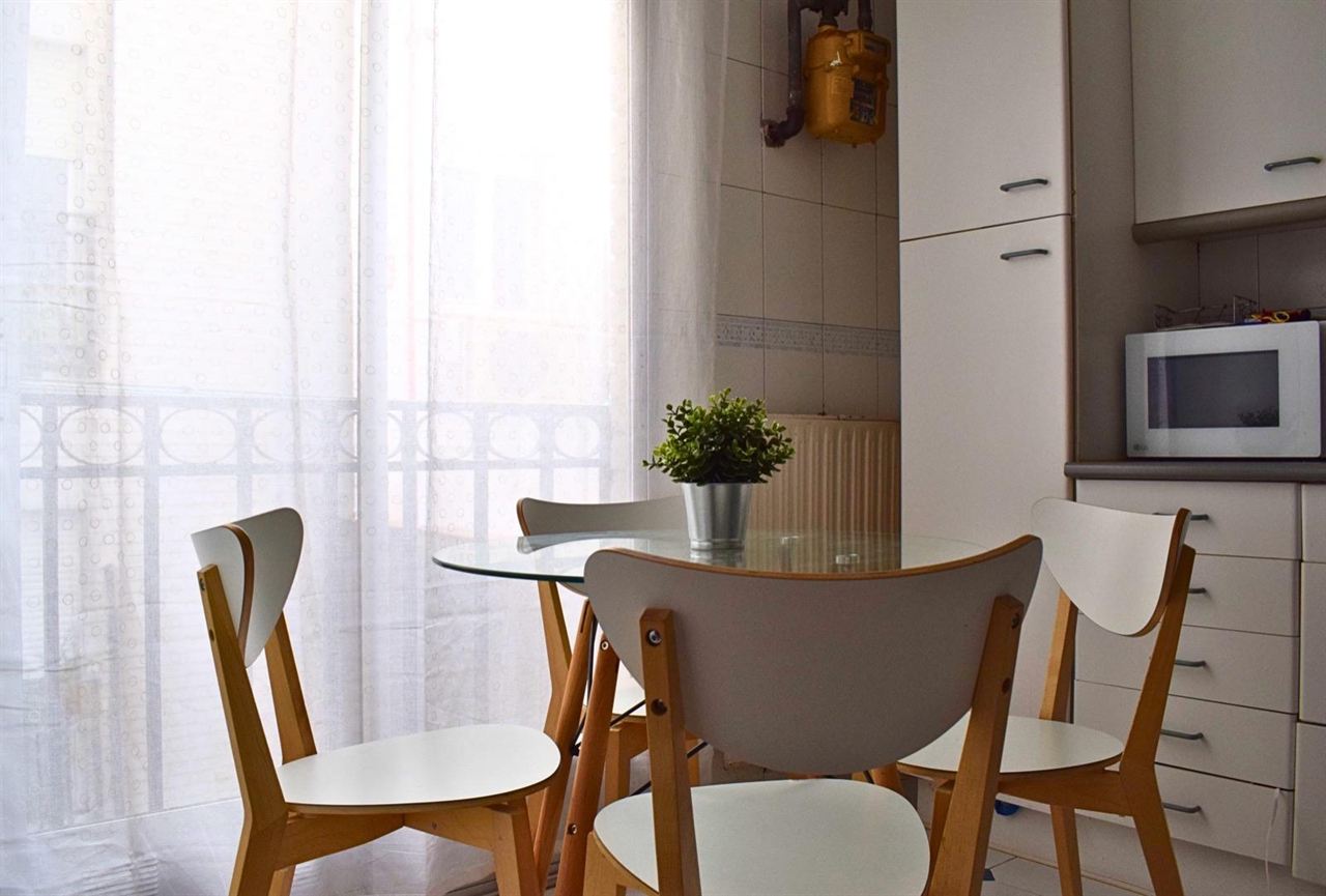 Cocina — Piso en venta en Mesón de Paredes 56, Lavapiés (Madrid) · Rakku Homes (2)